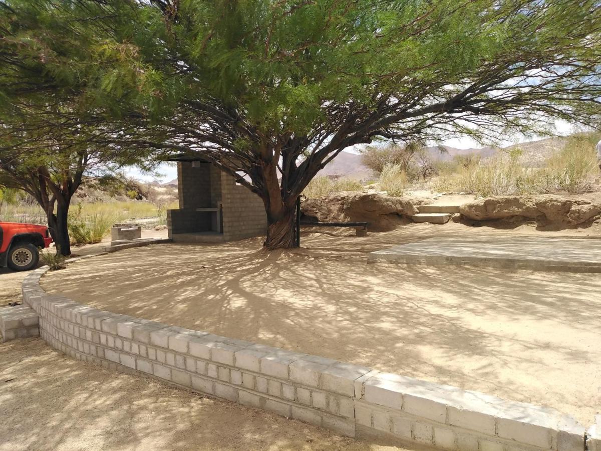 Achab Camping Camp Site Usakos Extérieur photo